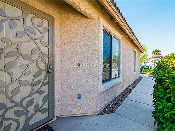 3rd image of 5005 Nardini Ave
