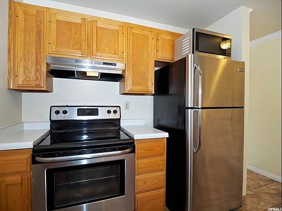 4th image of 339 E 600 S APT 1210