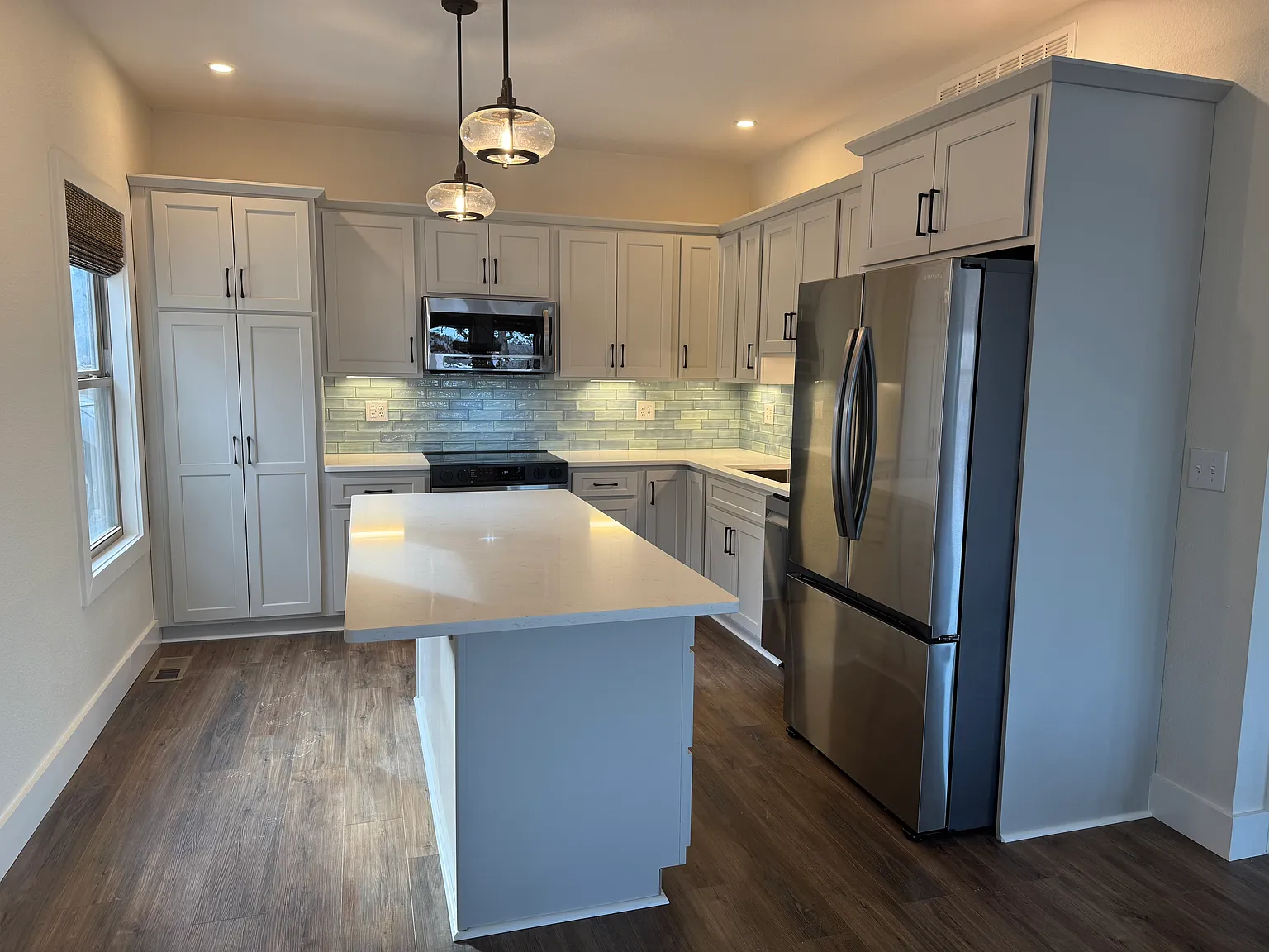 4 bed, 2450 sqft, $1,800 — Photo 2