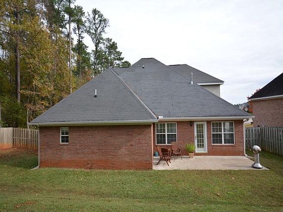 3rd image of 4048 Dowling Dr