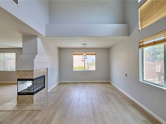 4th image of 200 Depaul Ct
