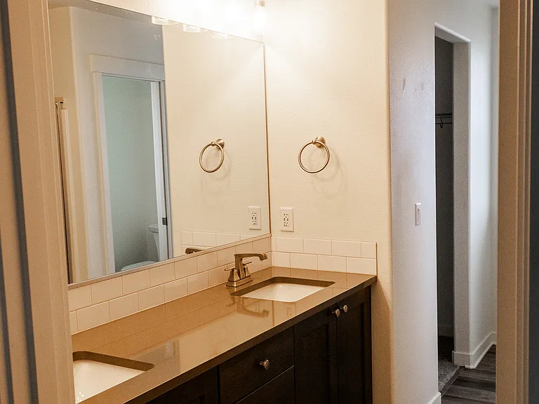 289 NE Arrowhead Dr — Photo 12