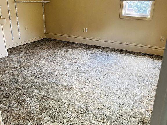 5th image of 221 Park St #1
