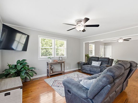 5th image of 307 S Hummingbird Ln