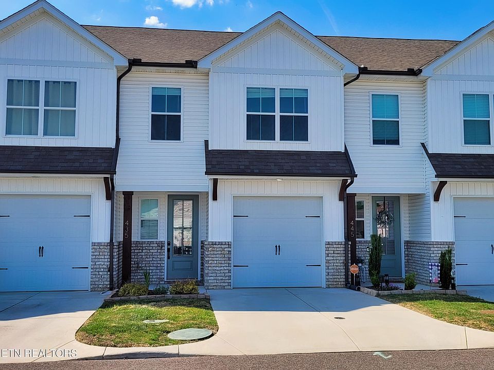 1st image of 435 Harper Village Way