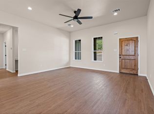 901 SW 10th St, Mineral Wells, TX 76067