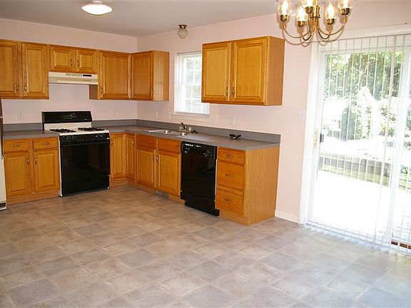 Kitchen & Dining Room