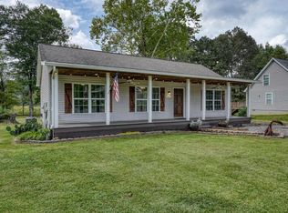 5457 Willow Springs Rd, Young Harris, GA 30582