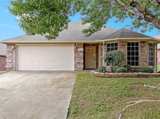 1405 Dun Horse Dr, Haslet, TX 76052