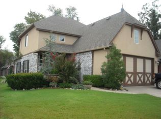 529 N Willow Pl, Jenks, OK 74037