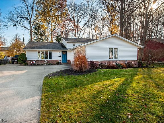 2nd image of 8519 Brentwood Dr