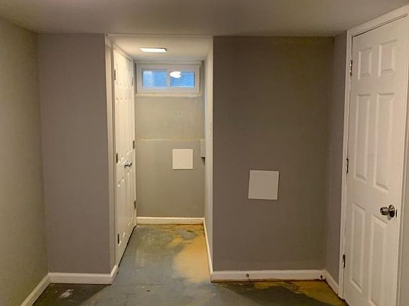 4th image of 205 N Culver St