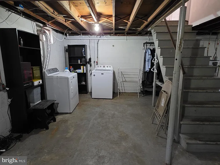 4 Carolee Dr — Photo 22