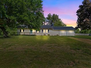 2040 Longview Ln, Mansfield, MO 65704