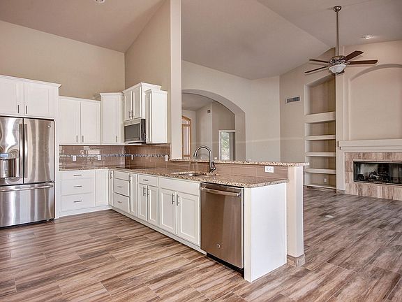 5th image of 16458 E Tombstone Ave