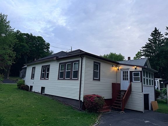 4th image of 158 Union St