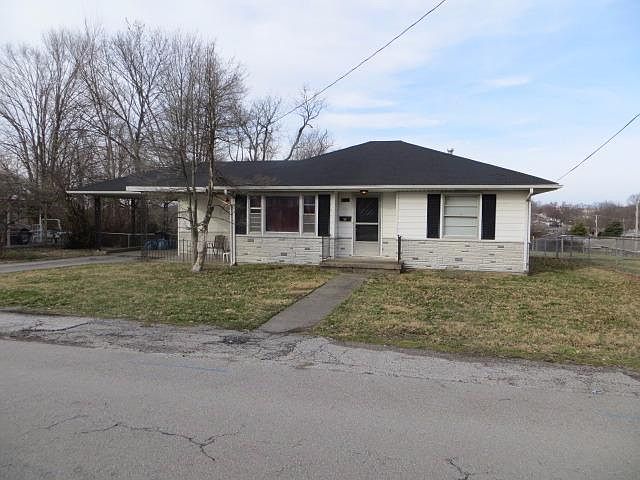 1st image of 311 Strathmore Dr