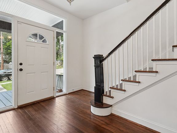 4th image of 3013 Dill Ave