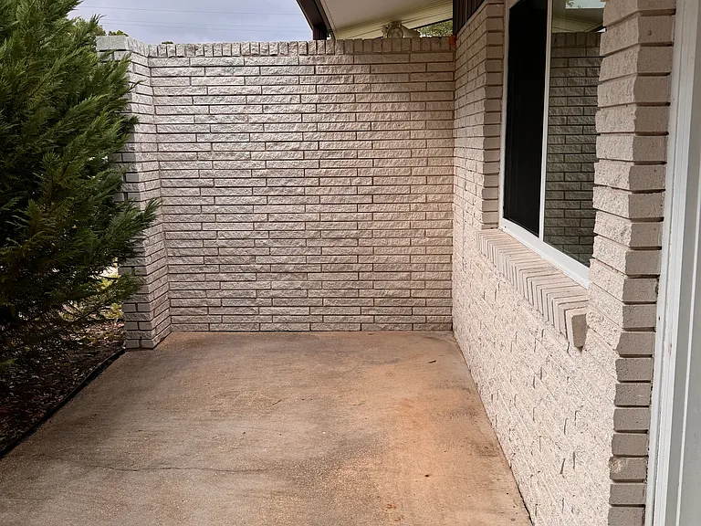 3501 Summit Blvd — Photo 20