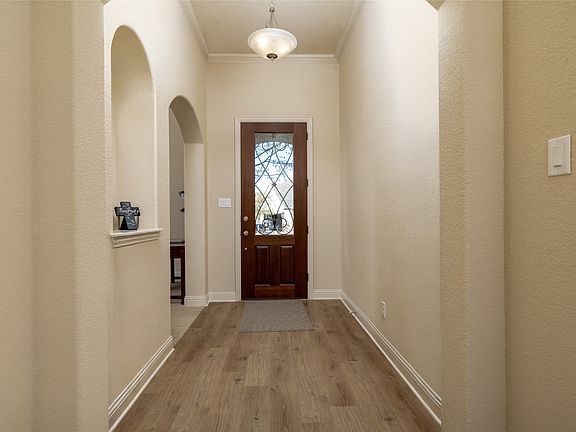 4th image of 3005 S College Ave