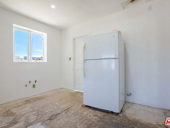 4th image of 4448 E 56th St