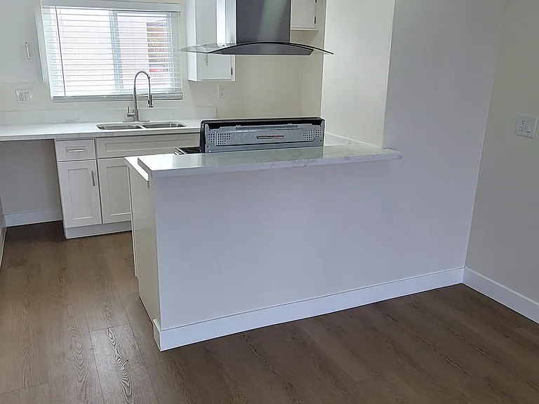 1711 Marine Ave #5 — Photo 13