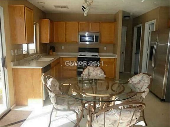 2nd image of 743 Emerald City Ave