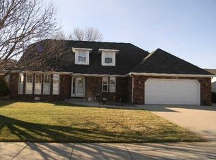 120 Regency Ln, North Platte, NE 69101