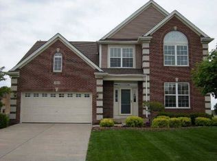 2813 Plante Rd, North Aurora, IL 60542