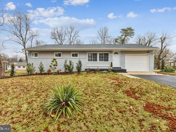 6012 Griffith Dr, Suitland, MD 20746