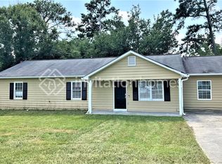 2865 Shane Dr, Snellville, GA 30078