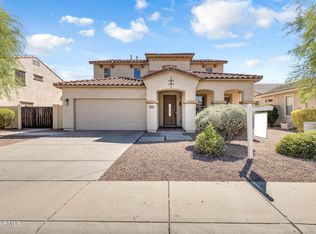 6717 S Goldfinch Dr, Gilbert, AZ 85298