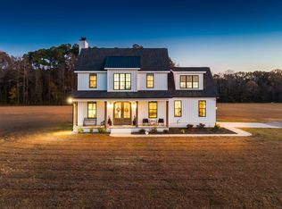 2336 Soddy Ln, Grimesland, NC 27837