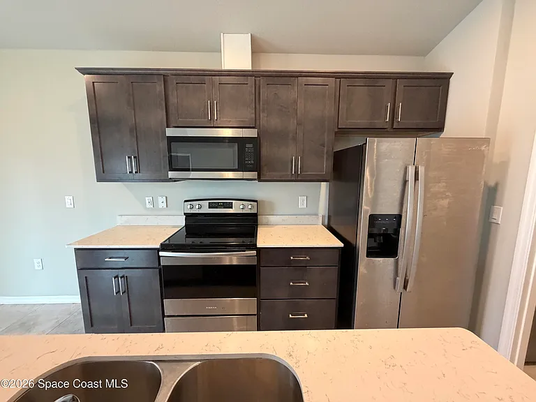 431 Brantley St SE — Photo 7