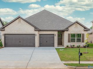 133 Huffman St, Hazel Green, AL 35750