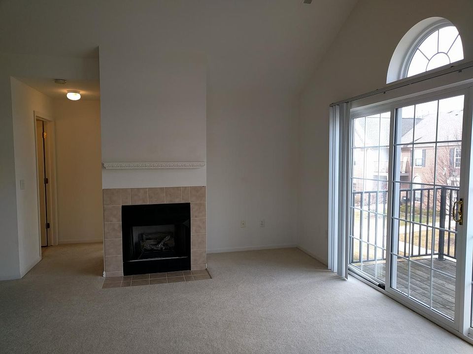 Living room gas fireplace