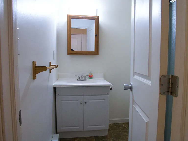 422 South St — Photo 12