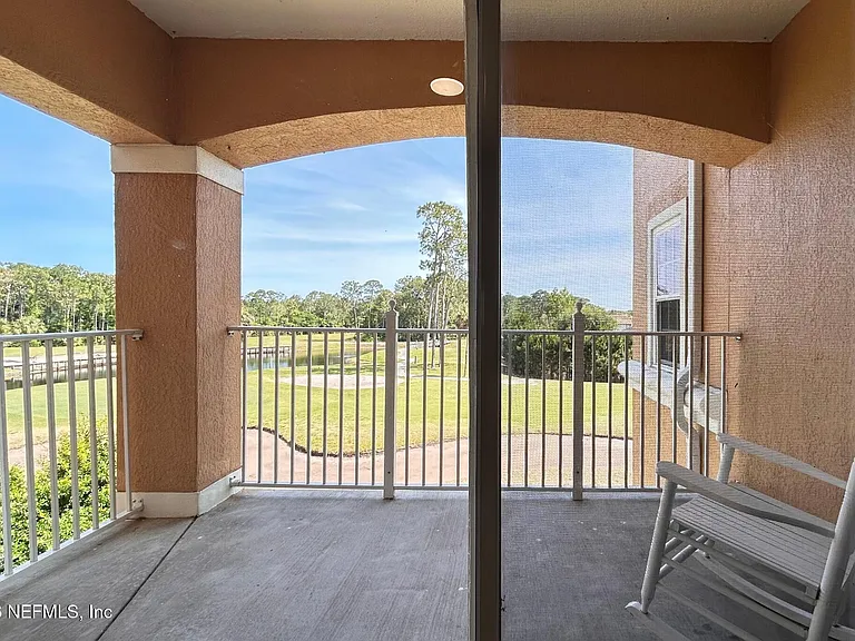 540 Florida Club Blvd #306 — Photo 24