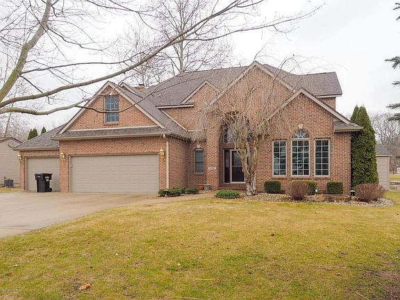 12861 Sunrise Ct-101