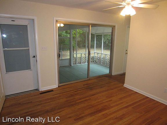 4th image of 9 Loganberry Cir
