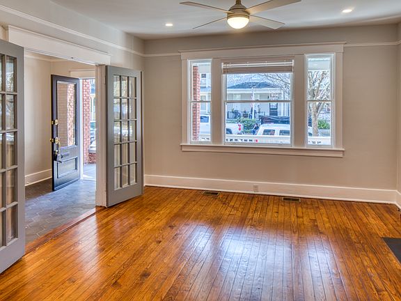 5th image of 228 W 38th St