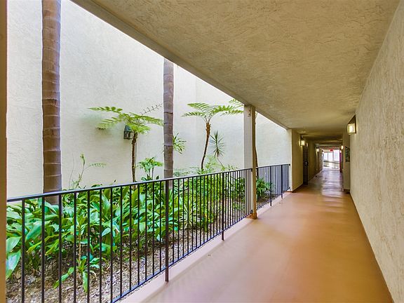3rd image of 6877 Caminito Mundo Unit 33