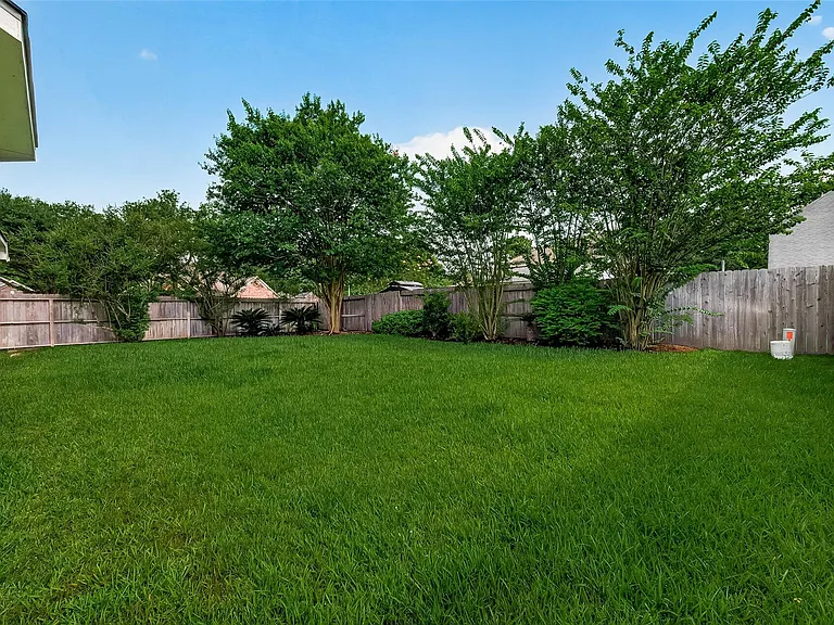 11218 Timbertree Ln — Photo 50