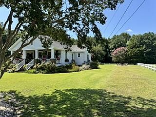2nd image of 478 Johns Neck Rd