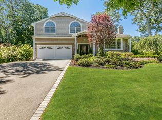 127 Gail Ct, East Northport, NY 11731