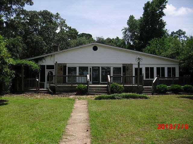 1064 Saint Julien Dr Eutawville SC 29048 Zillow   7cd9420f472477bf9b3a906c38fac406 Cc Ft 960 