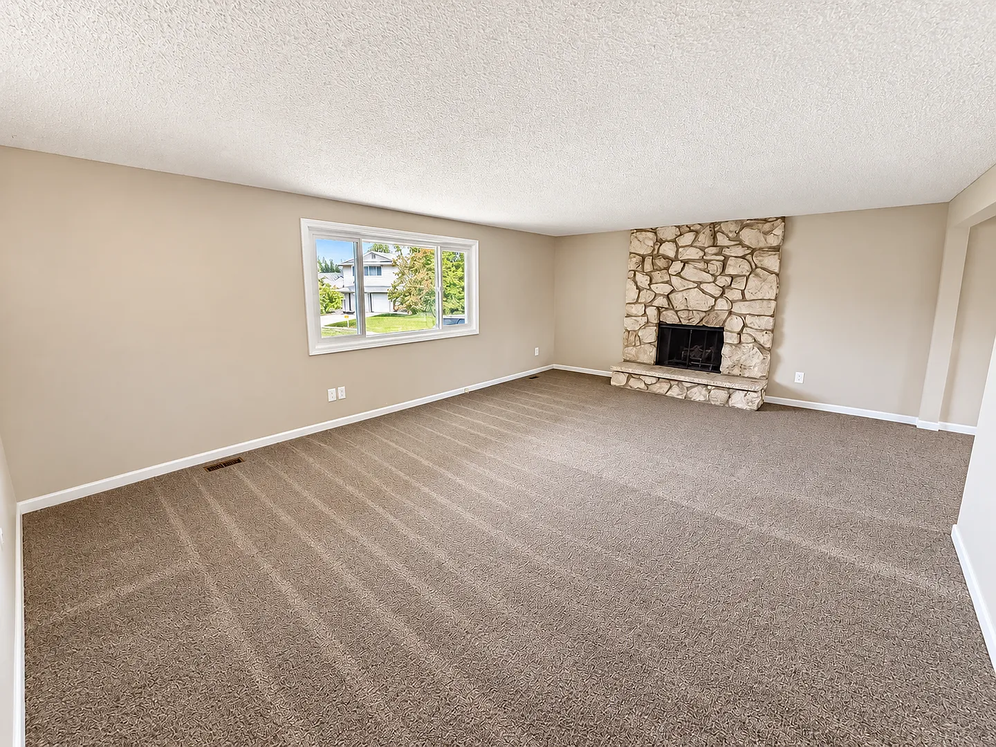 11910 N. Howard Ct. Spokane, WA 99218 — Photo 2