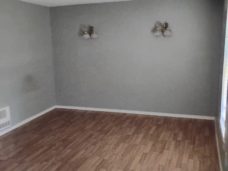 6148 NE 184th St — Photo 14