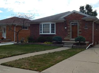 17416 Veronica Ave, Eastpointe, MI 48021