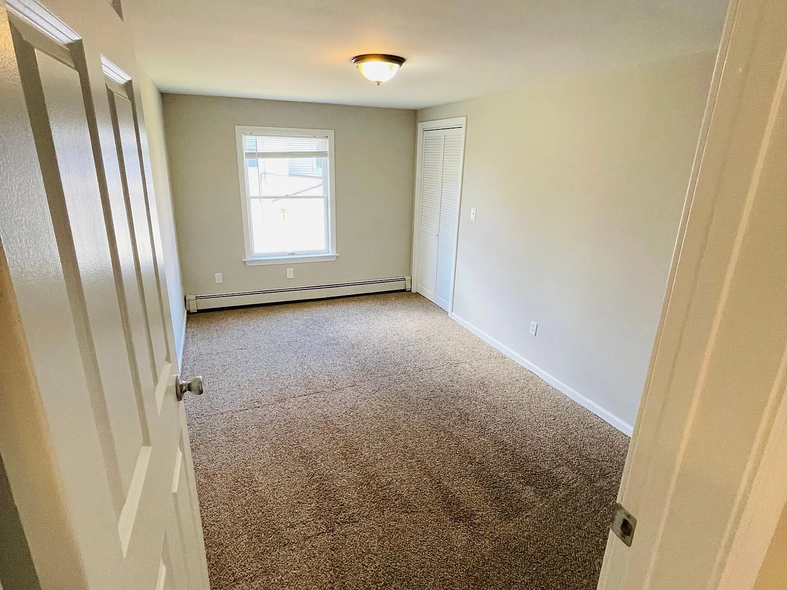 3 bed, $2,200 — Photo 4